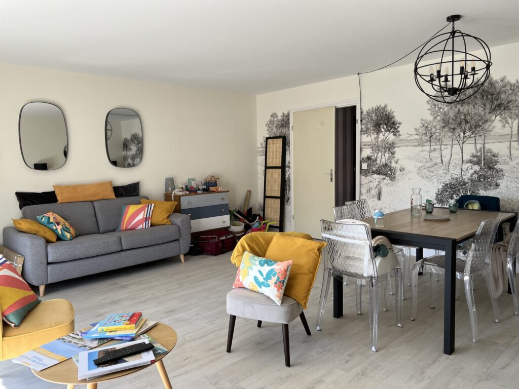 avant: vue sur canapé