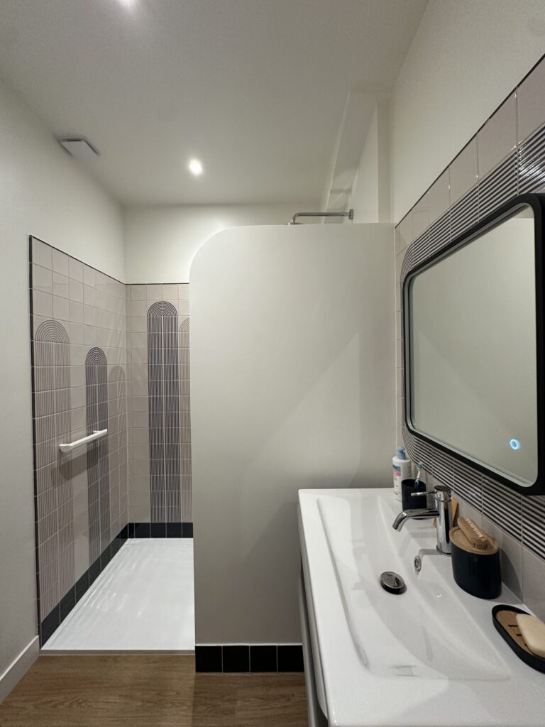 vue globale nouvelle salle de bain